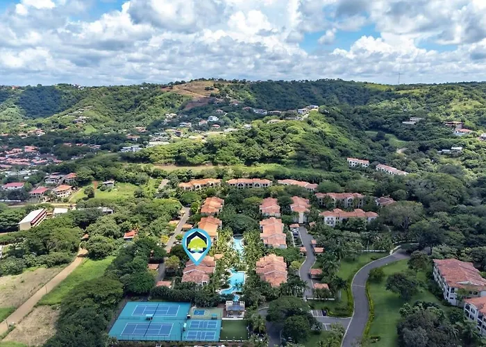 Сasa de vacaciones Ground-floor Unit In Front Of Lazy River Pool At Pacifico In