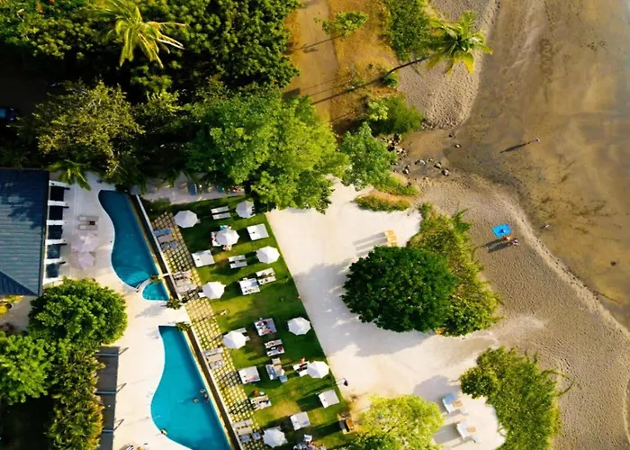 Сasa de vacaciones Ground-floor Unit In Front Of Lazy River Pool At Pacifico In